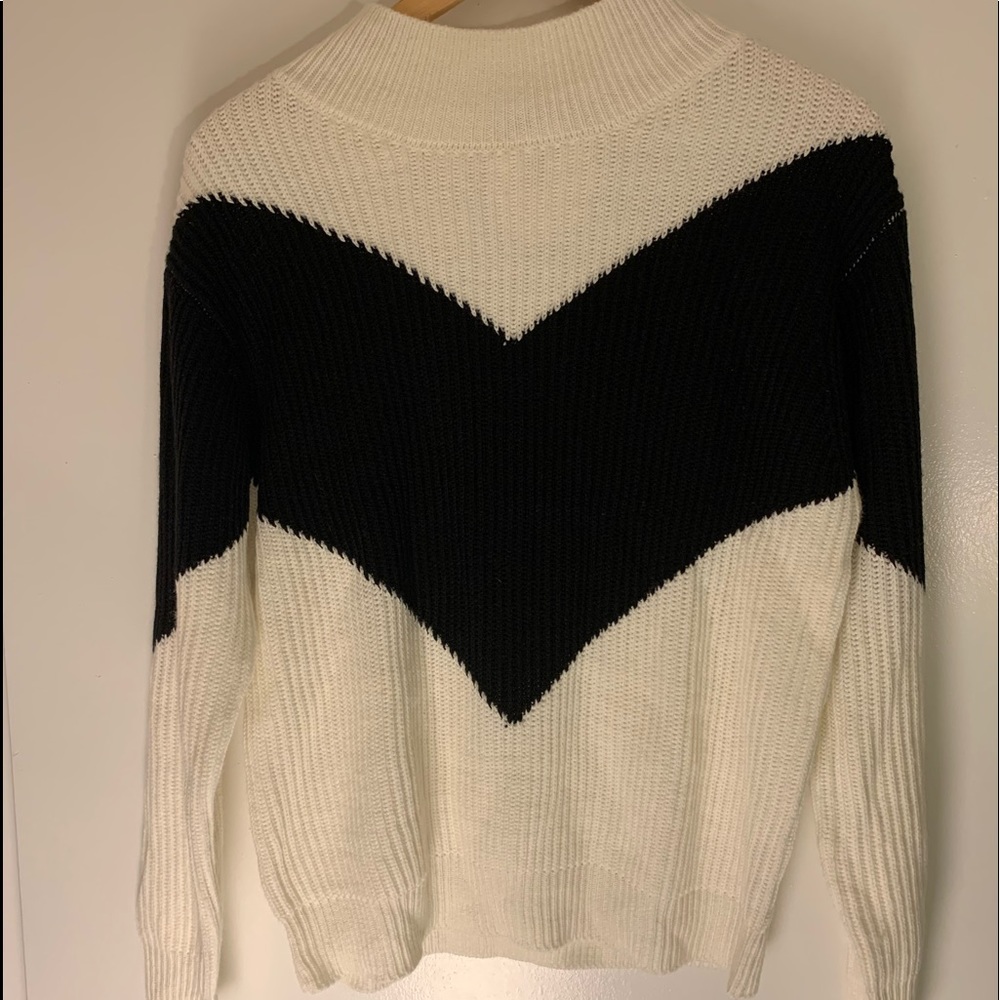 🌸 Love By Design Sweater